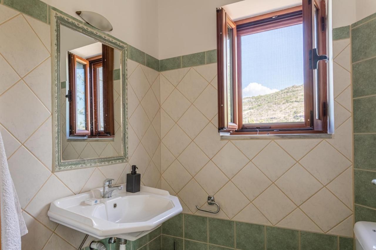 Chioureas Apartments Levktron Экстерьер фото